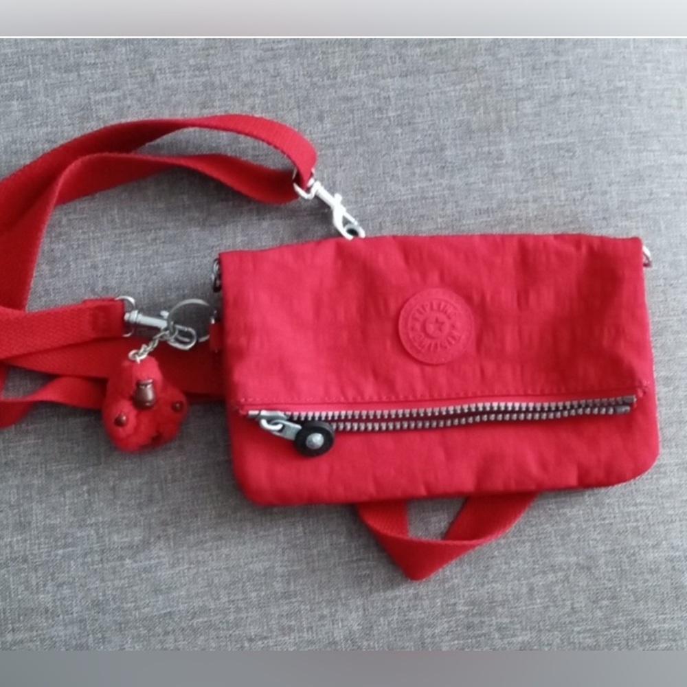 Kipling belt/crossbody bag EUC